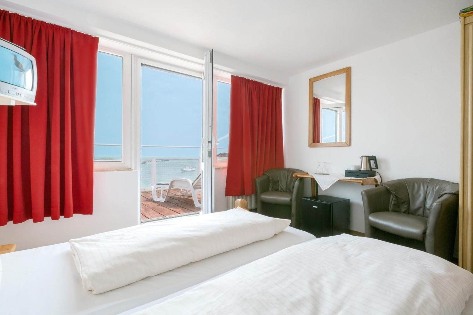 Hotel Felsen-Eck Heligoland Room photo